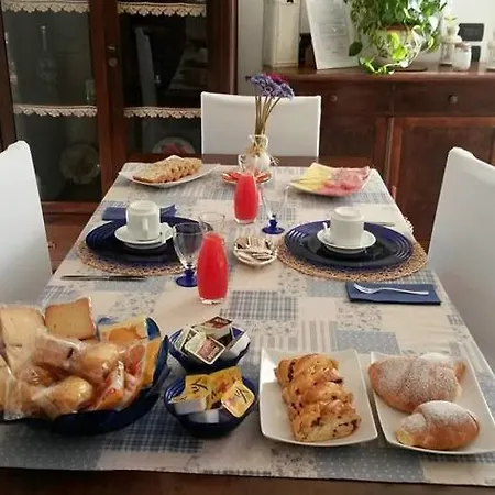 Nocleg ze śniadaniem Casa Carlotta *